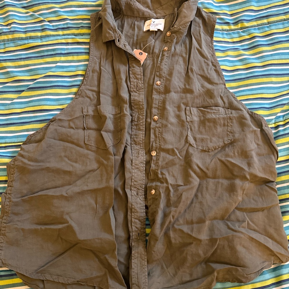 American Eagle Outfitters Khaki Button-Up Shirt